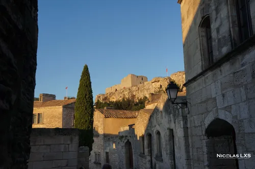 Ruelle et château des Baux-de-Provence